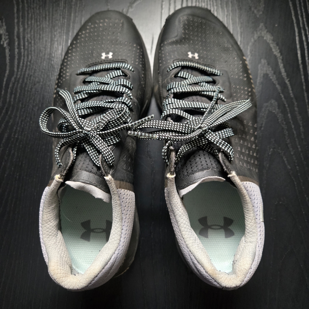 Under Armour Womens Gray and Black Athletic Shoes